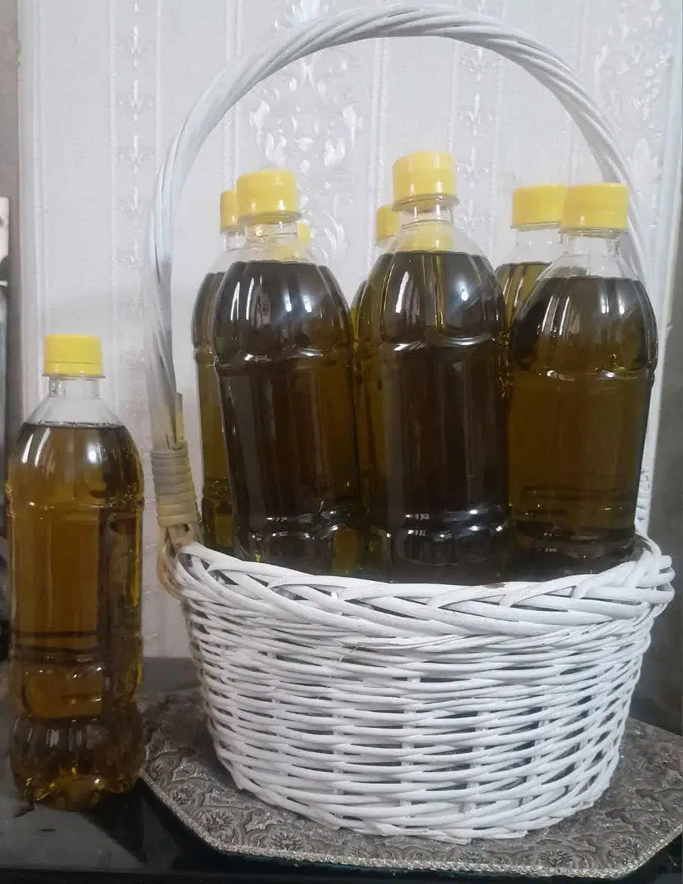 روغن زیتون محلی تازه اصل رودبار تضمینی|خوردنی و آشامیدنی|کرج, باغ سیب|دیوار