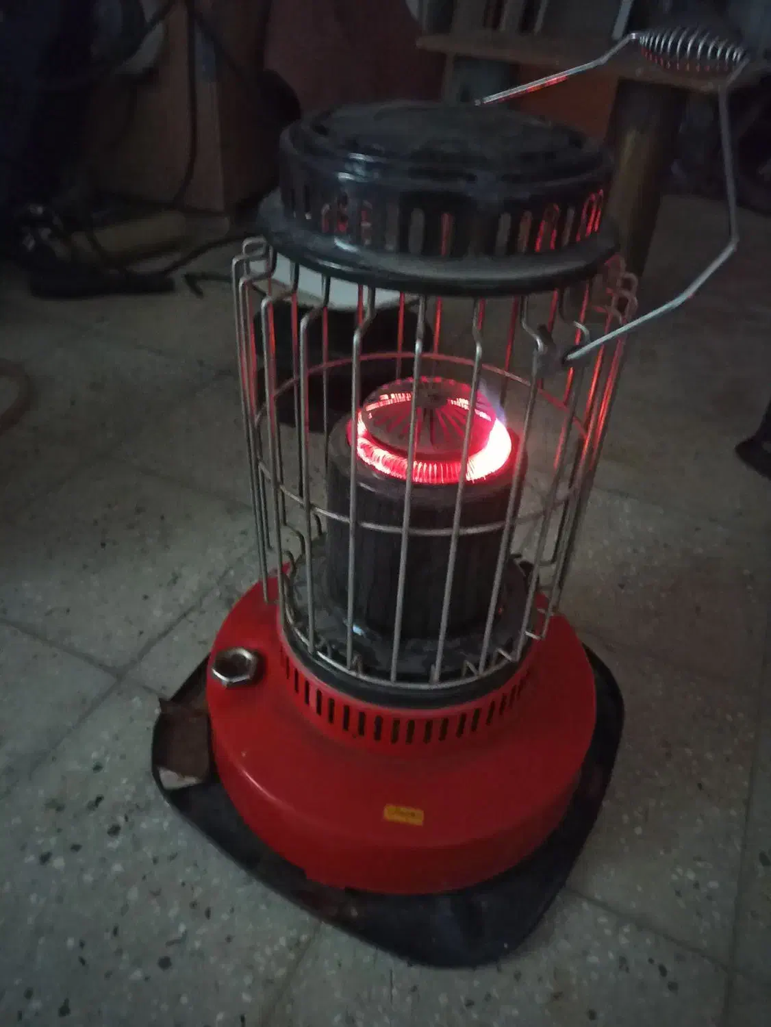 بخاری نفتی اصل ژاپن|بخاری، هیتر، شومینه|بروجن, |دیوار