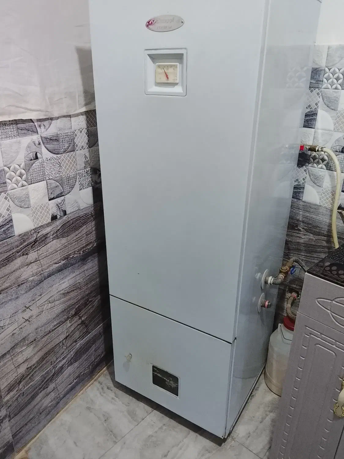 آبگرمکن اورست سالم بدونه ایراد|آبگرمکن، پکیج، شوفاژ|ارومیه, |دیوار