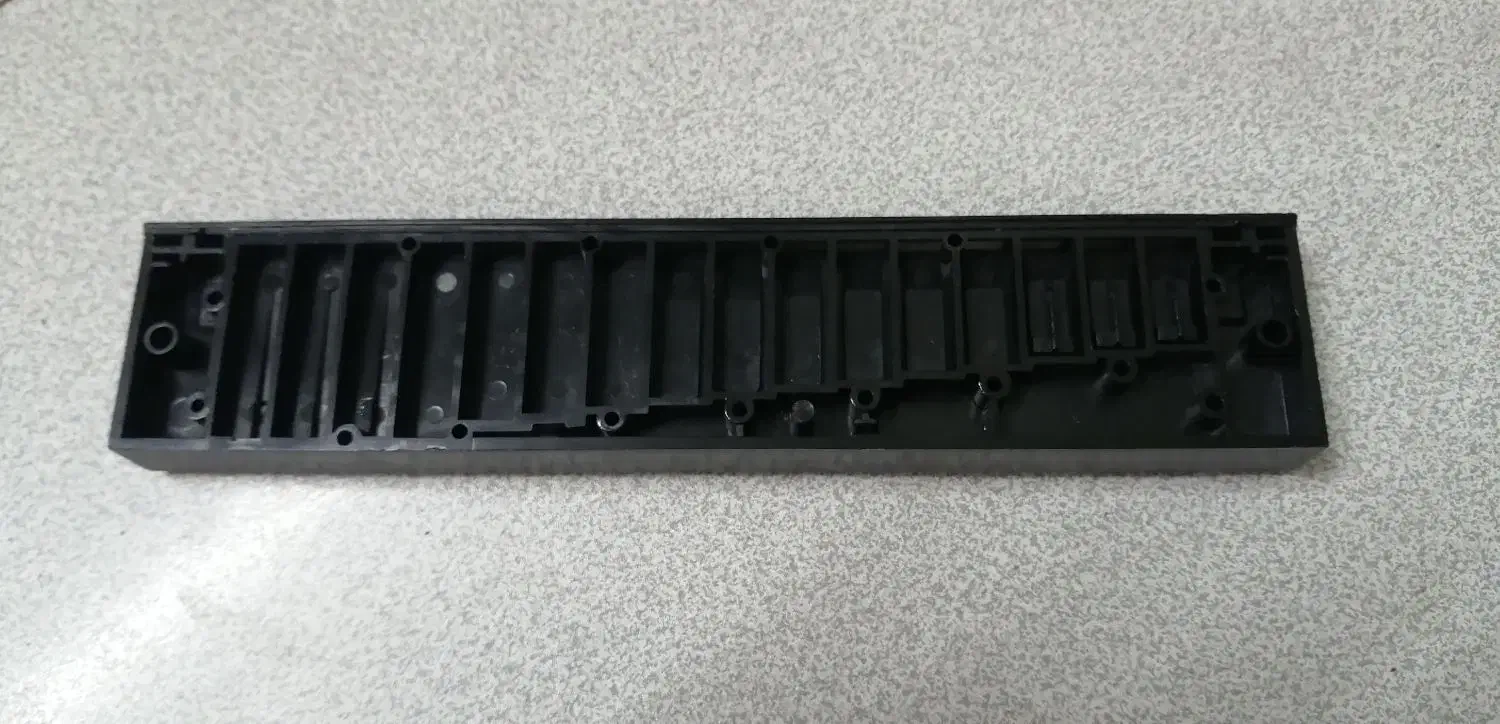 بدنه (کمپ) سازدهنی هوهنر|سازهای بادی|تهران, آرژانتین|دیوار