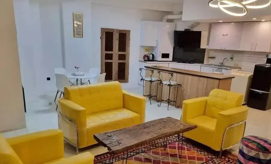 سوئیت منزل مبله ۲پارکینگ(خالی)پاسخگو ۲۴ساعته(خالی)|اجارهٔ کوتاه‌مدت آپارتمان و سوئیت|کاشان, رجایی|دیوار