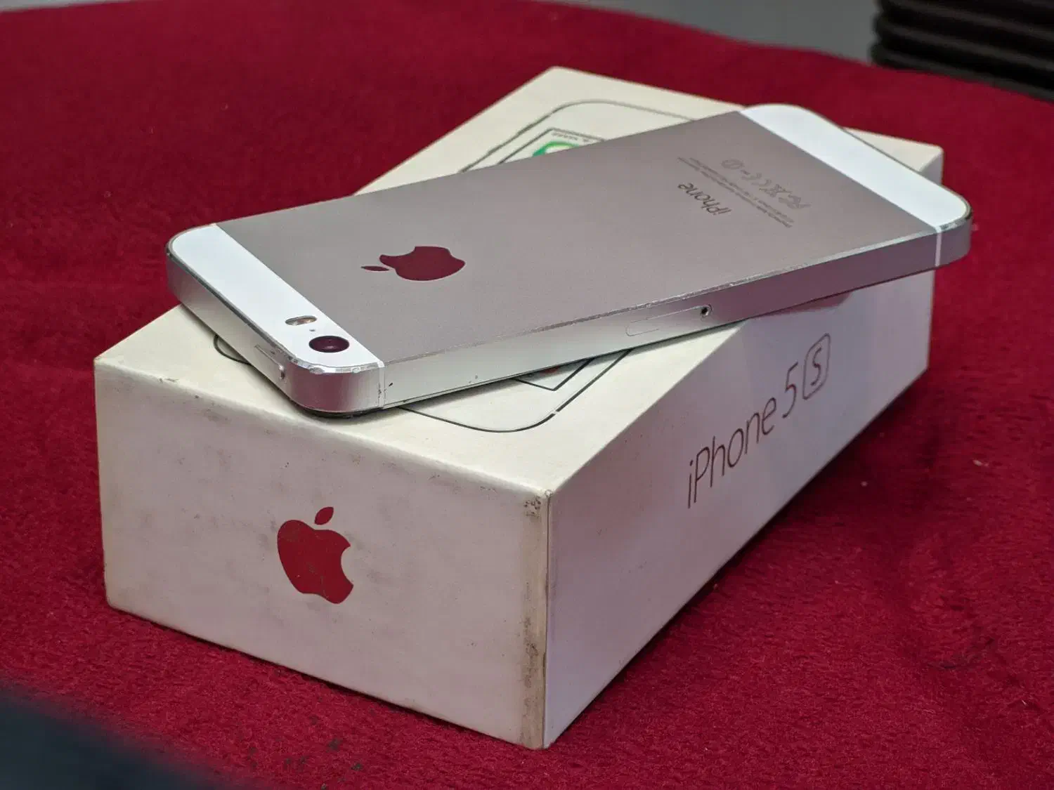 iphone 5s در حد نو بدون خطوخش|موبایل|بندرعباس, |دیوار