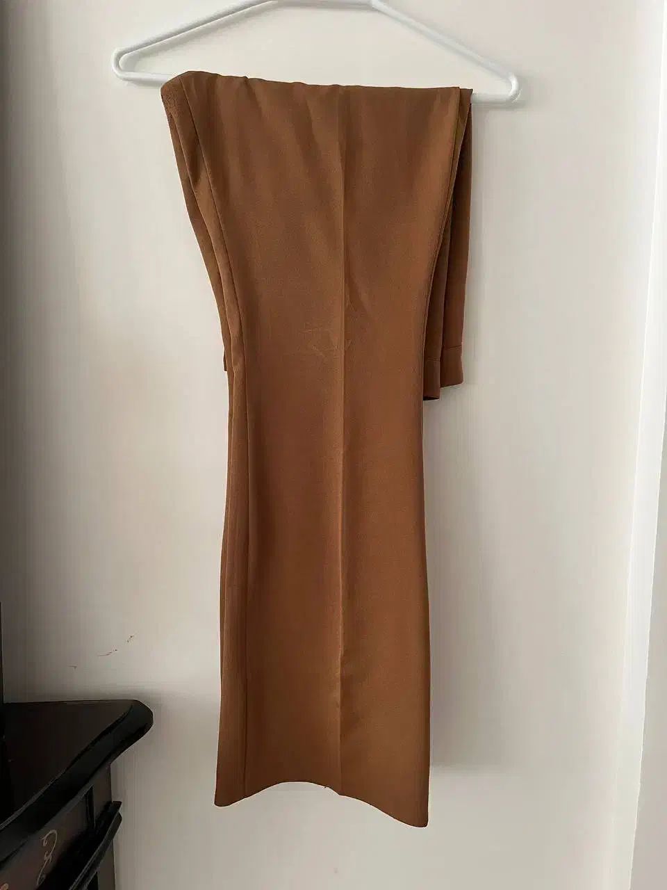 مانتو|لباس|نیشابور, بزرگمهر|دیوار