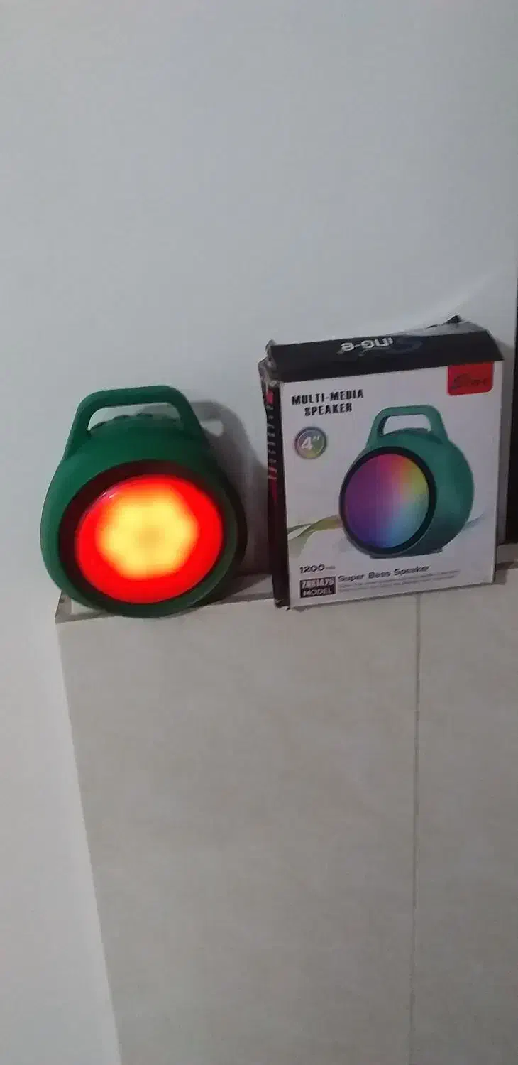 اسپیکر|صوتی و تصویری|اصفهان, ناصرخسرو|دیوار