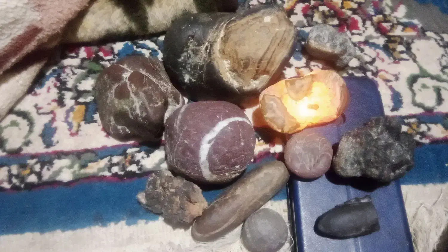 سنگ قیمتی|کلکسیون اشیاء عتیقه|خاش, |دیوار