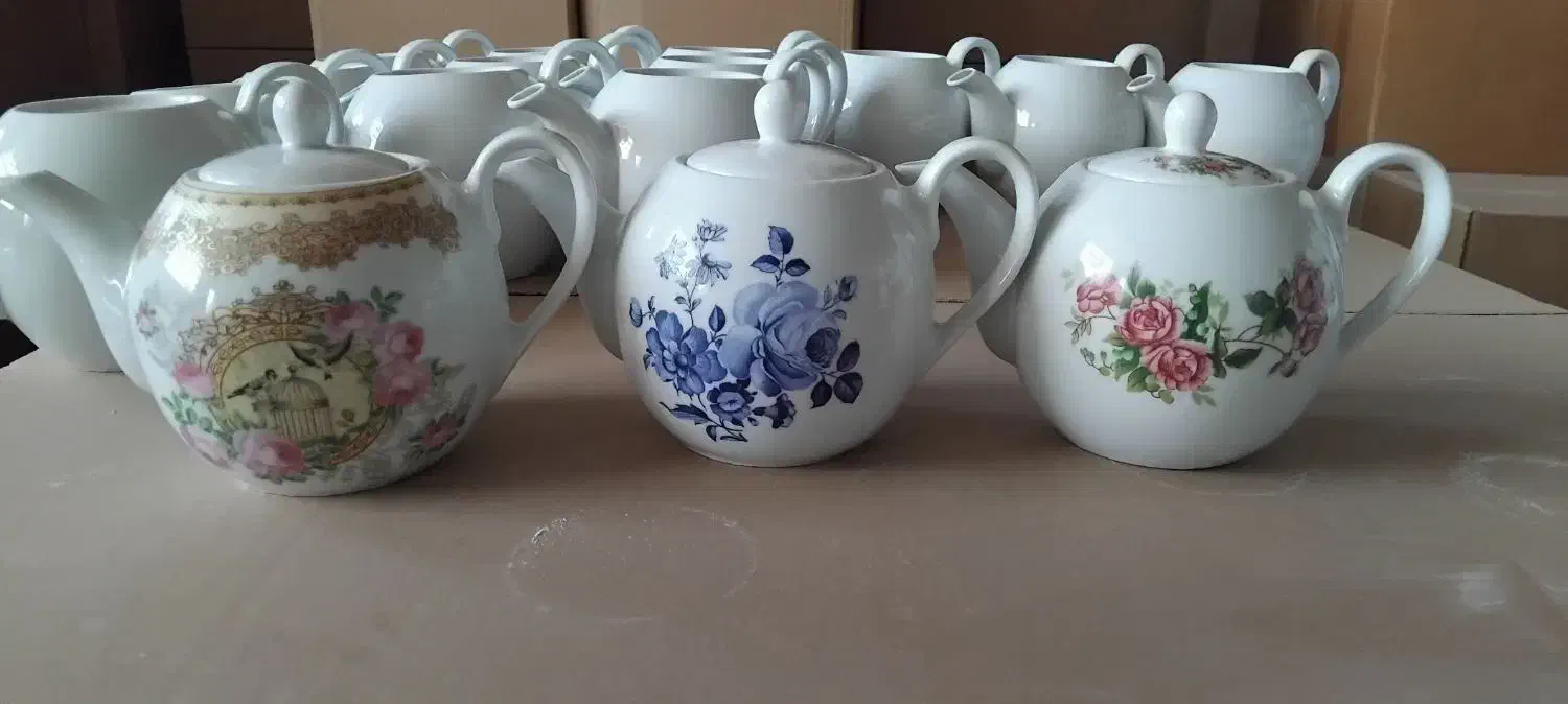 قوری چینی|قوری، کتری، قهوهساز دستی|اراک, |دیوار