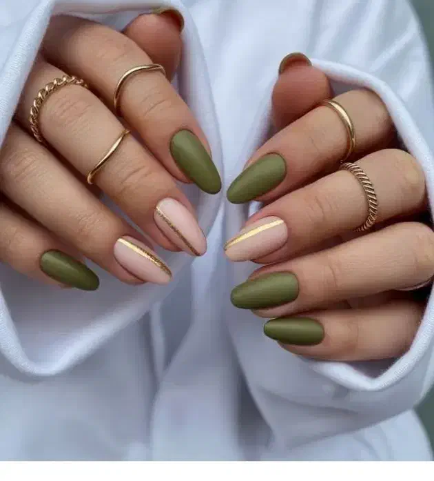 کاشت ناخن باکیفیت عالی وقیمت مناسب قیمت کاشت ۳۸۰۰|خدمات آرایشگری و زیبایی|پارس‌آباد, |دیوار