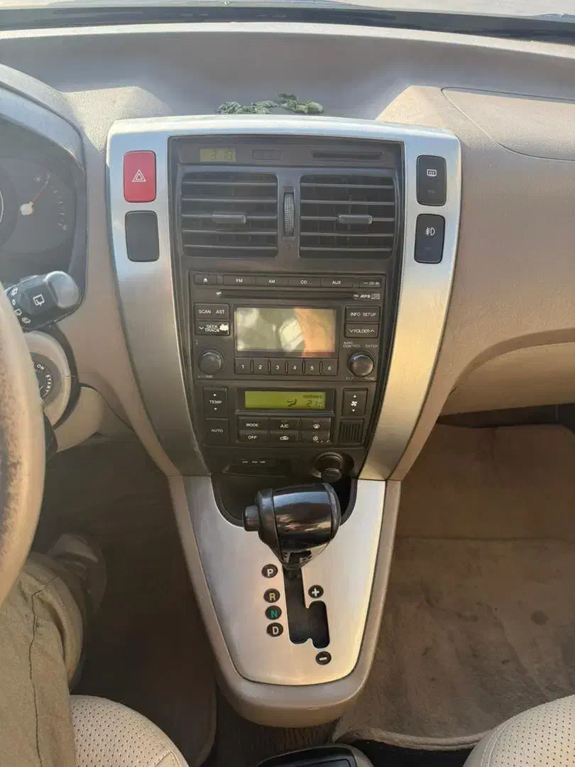 هیوندای توسان ۲۰۱۰|خودرو سواری و وانت|ساری, |دیوار