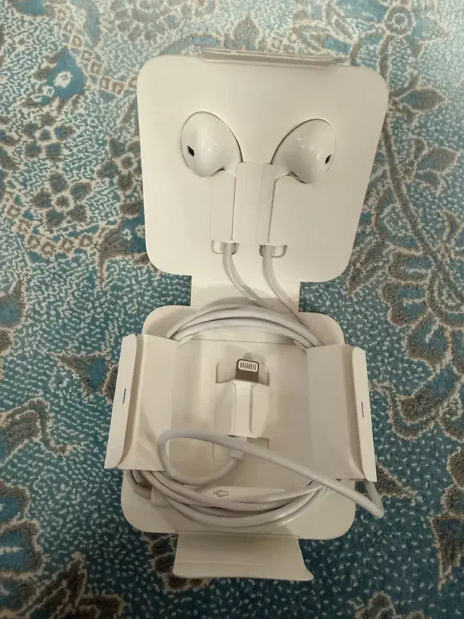 هندزفری اپلEarpods بادرگاه لایتنینگاصلی اورجینال|لوازم جانبی موبایل و تبلت|زنجان, |دیوار