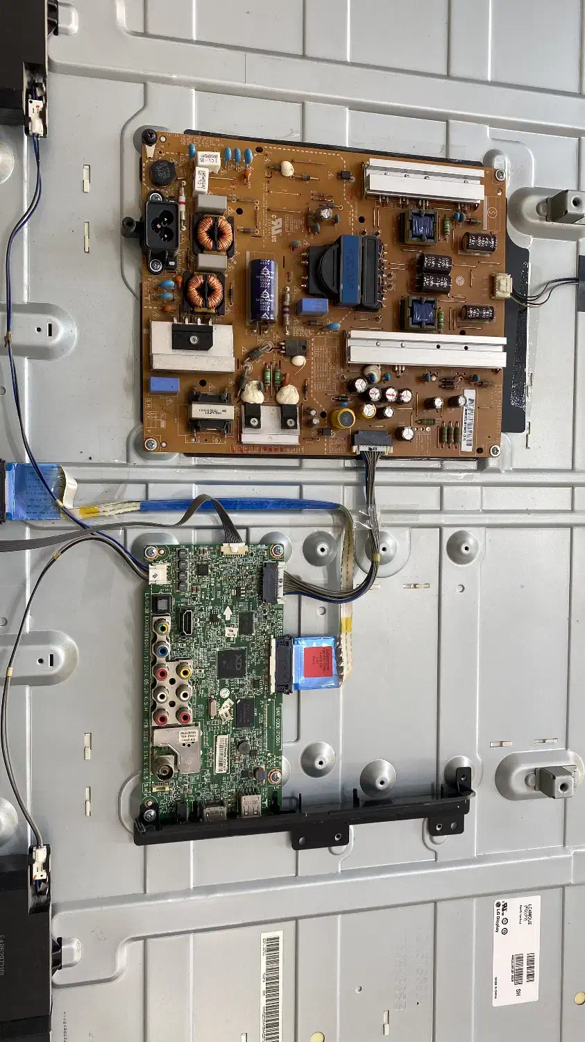 کارآموز تعمیرات برد الکترونیکی|استخدام آموزشی|آمل, |دیوار