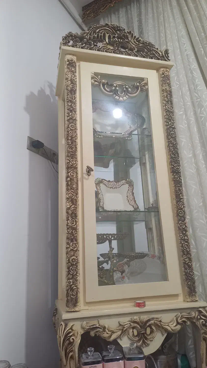 یک عدد بوفه و یک عدد ساعت ایستاده|بوفه، ویترین، کنسول|اردبیل, |دیوار