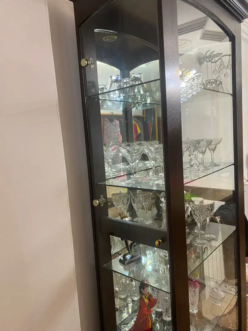 بوفه|بوفه، ویترین، کنسول|رشت, رشتیان|دیوار