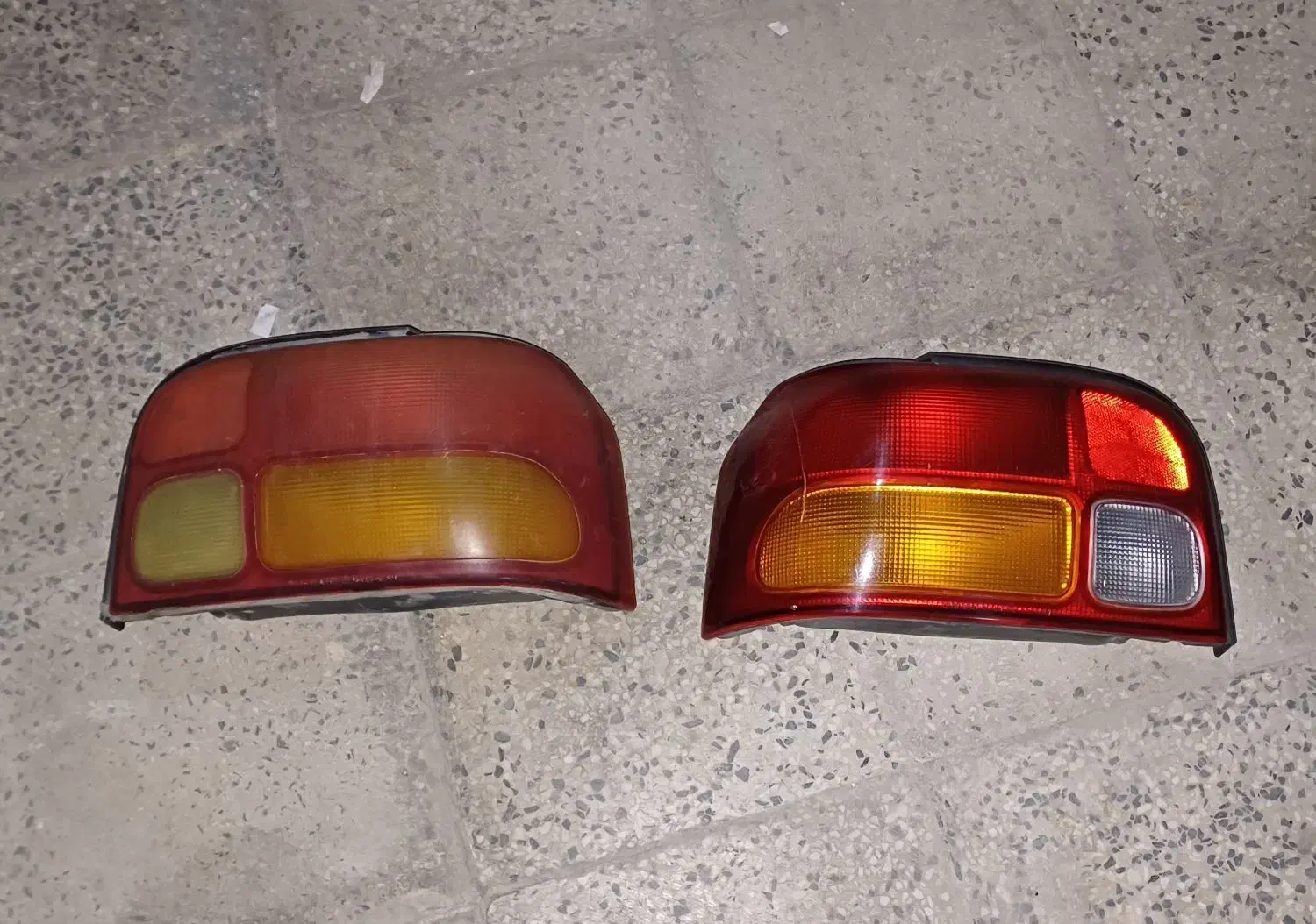 چراغ خطر عقب پراید|قطعات یدکی و لوازم جانبی|اشتهارد, |دیوار