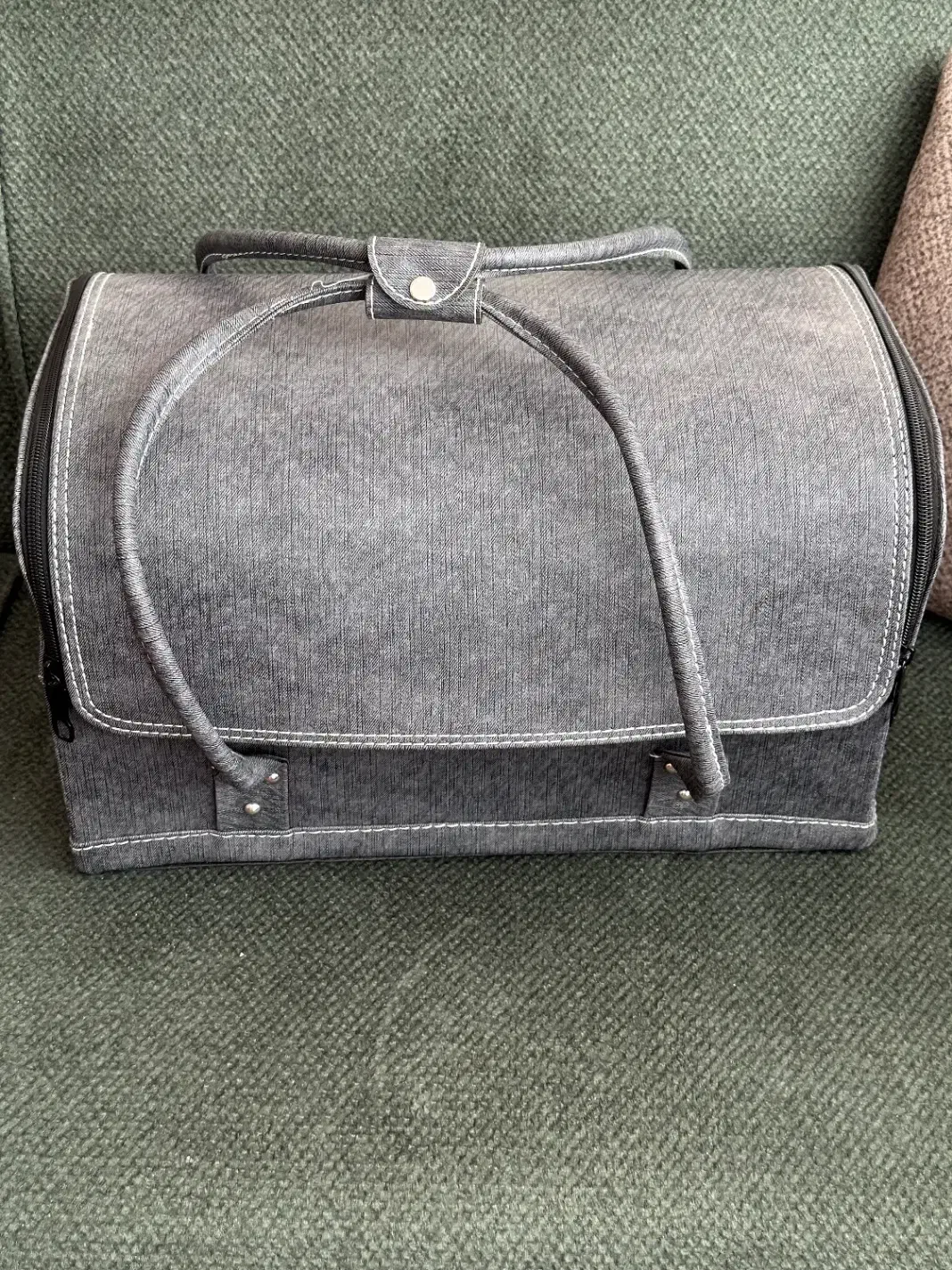 وسایل کاشت ناخن|آرایشگاه و سالن‌های زیبایی|بیرجند, |دیوار