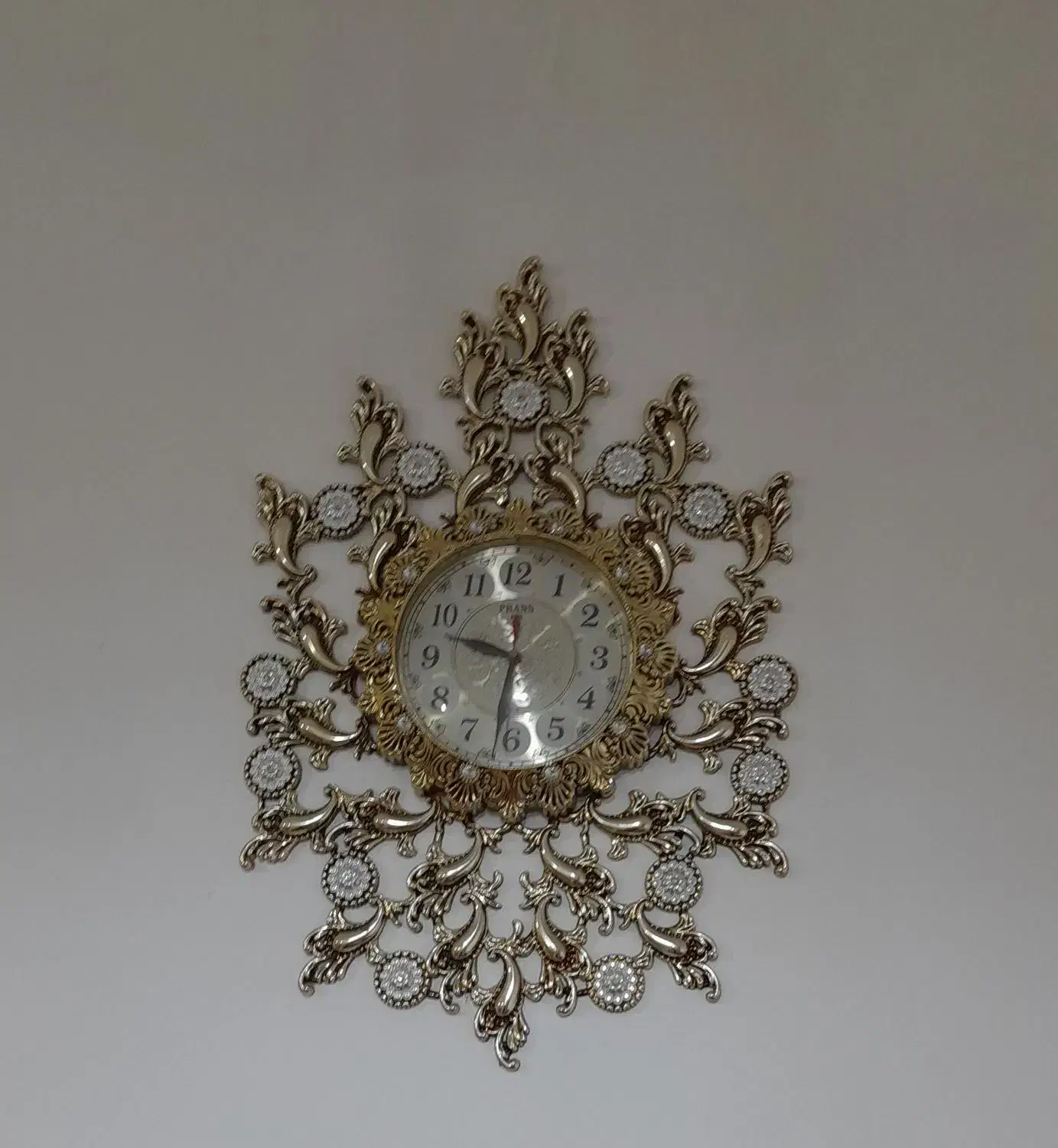 ساعت طرح برنز درحدنو|ساعت دیواری و تزئینی|کوهدشت, |دیوار