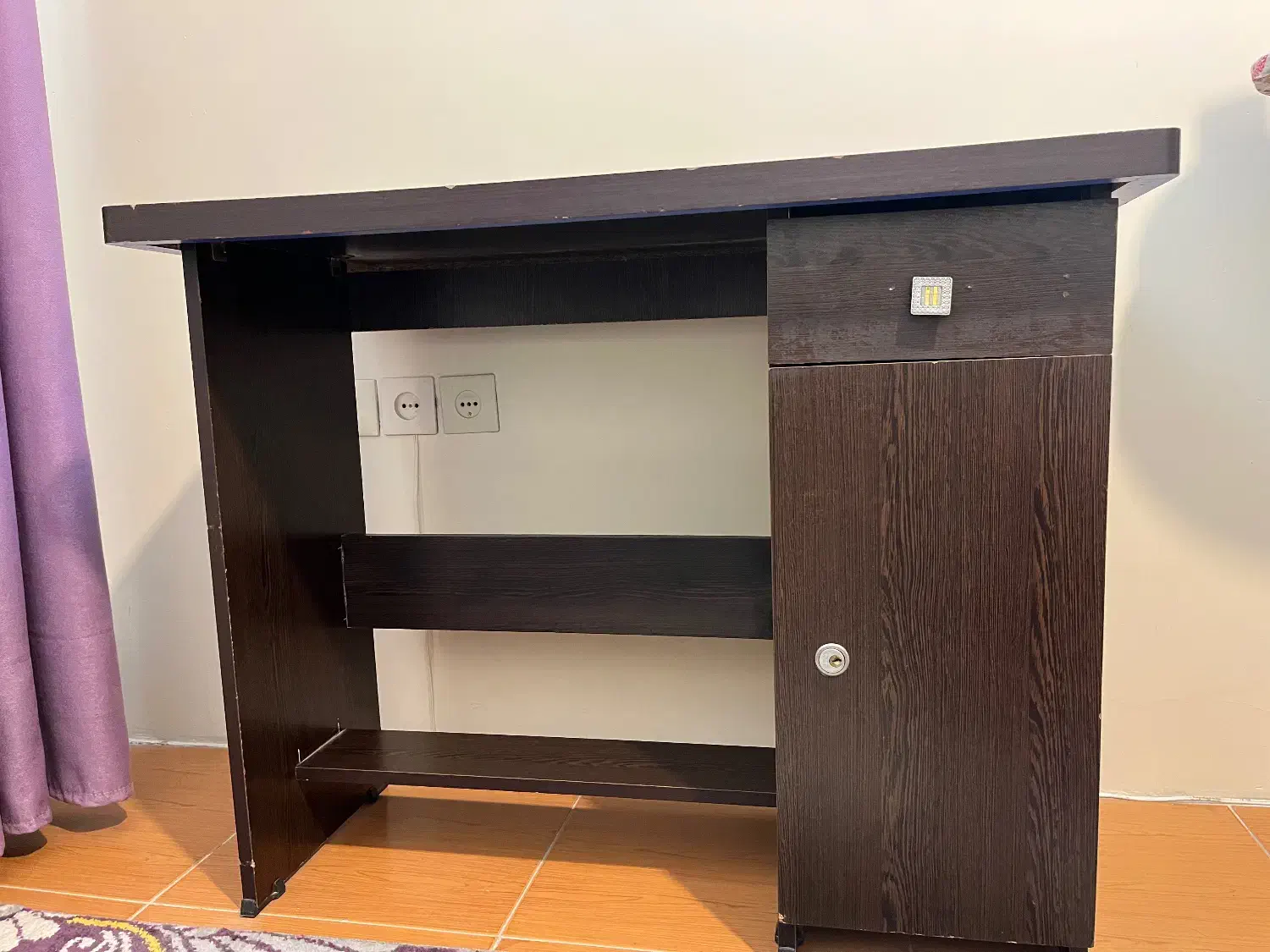 میز تحریر|میز تحریر و کامپیوتر|مشهد, چهارچشمه|دیوار