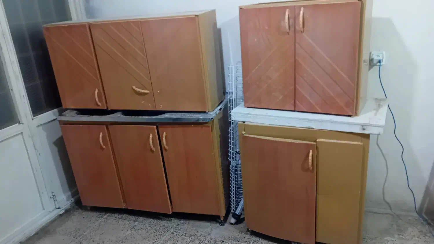 کابینت فلزی همراه سینک وظرف شویی|مصالح و تجهیزات ساختمان|ایلام, |دیوار