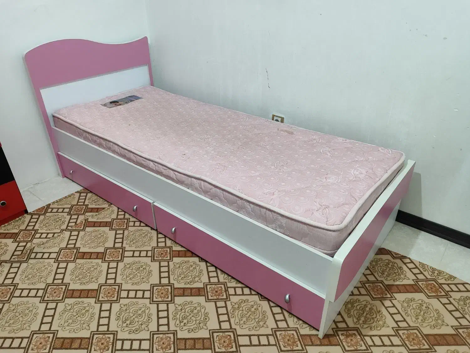 تخت تک نفره کشو دار|تخت و سرویس خواب|سهند, |دیوار