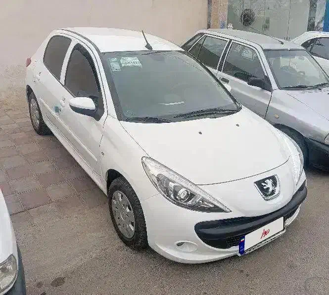 207تیوتری 1404برج4مشابه صفر|خودرو سواری و وانت|کاشان, شهرک امیرالمومنین|دیوار