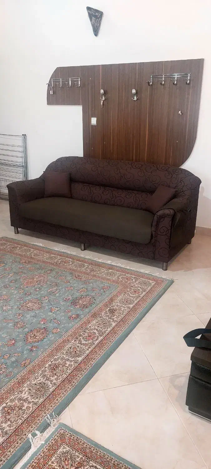 کاناپه ۳نفره|مبلمان خانگی و میز عسلی|سلمان‌شهر, |دیوار