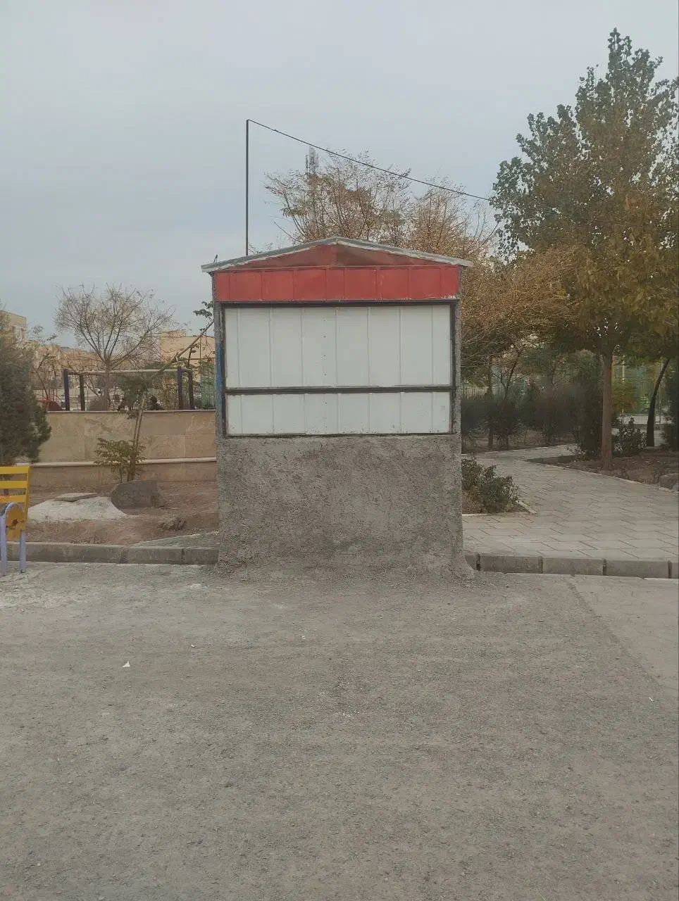 کانکس ۴ متری بر گذر سیمرغ|اجارهٔ مغازه و غرفه|پرند, فاز ۵|دیوار