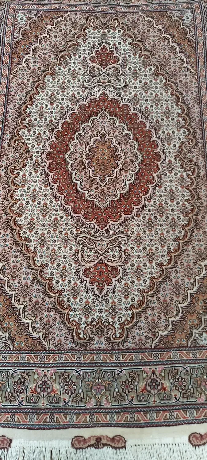 فرش دستبافت زرنیم ماهی رج ۴۰|فرش|تبریز, |دیوار