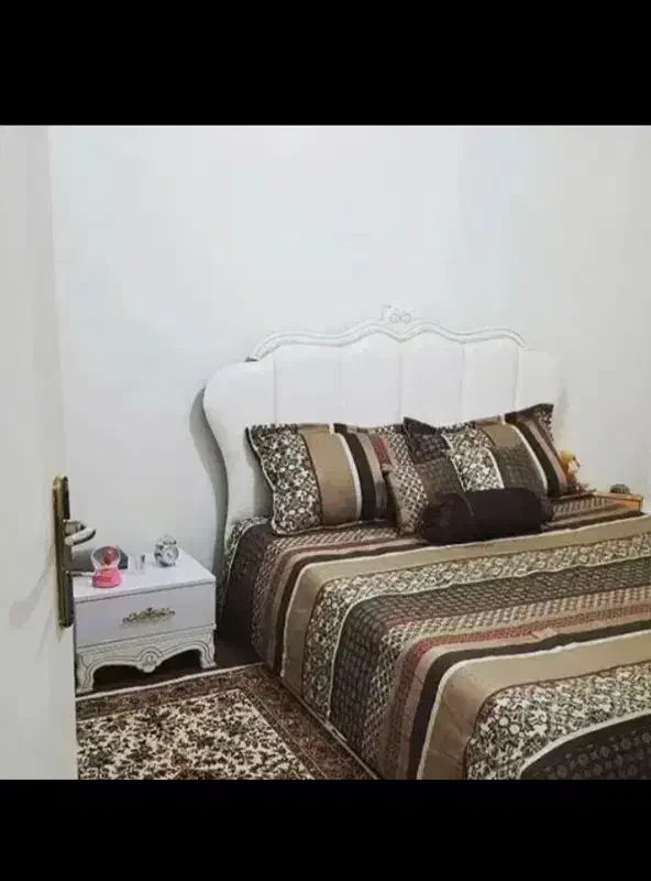 سویت مبله|اجارهٔ کوتاه‌مدت آپارتمان و سوئیت|فولادشهر, C4|دیوار