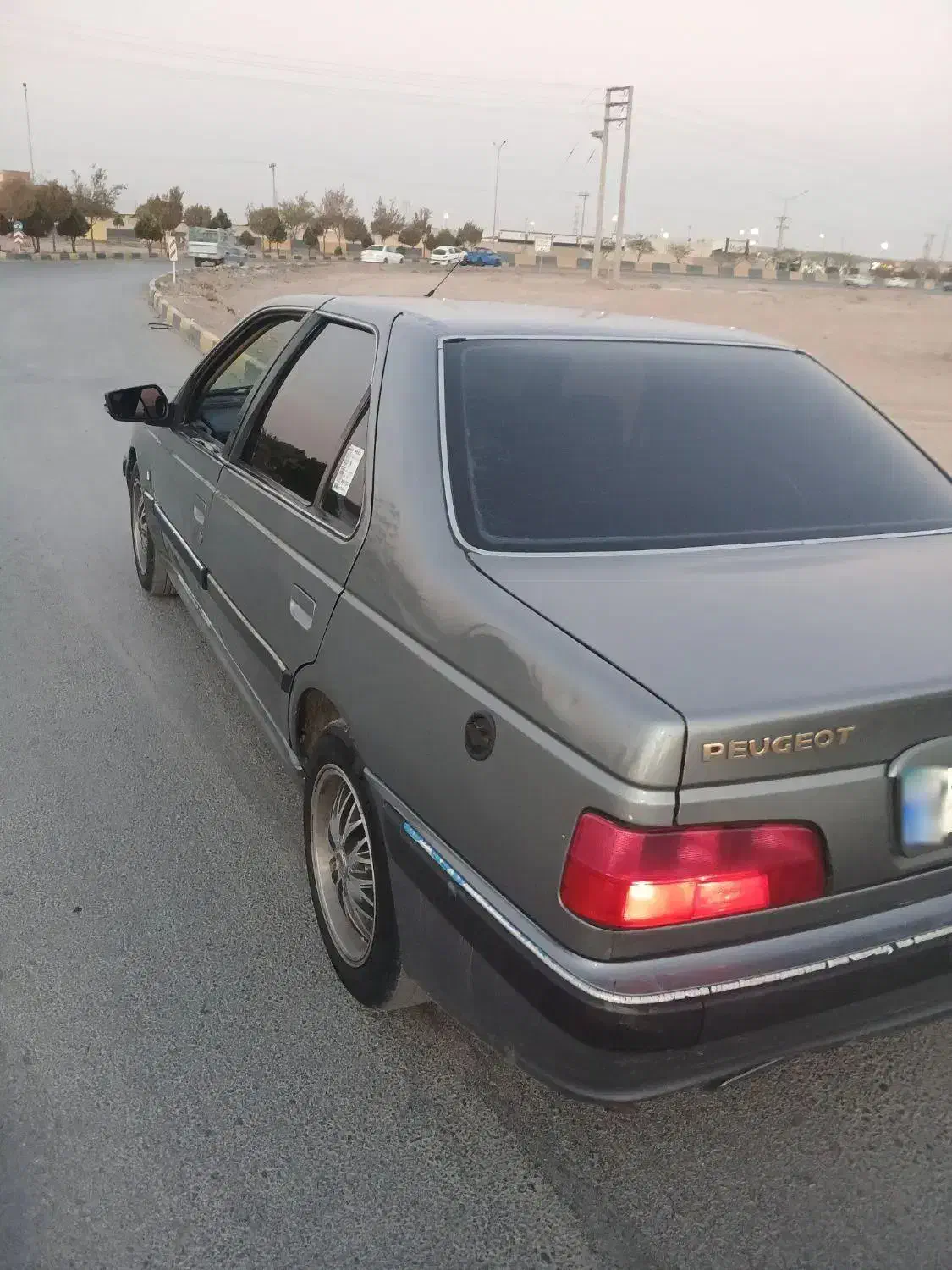 پژوپارس مدل۸۸ دوگانه|خودرو سواری و وانت|نجف‌آباد, شهید بهشتی|دیوار