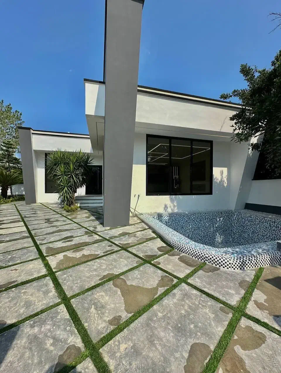 فلت استخردار خوش ساخت/سندششدانگ/ارزنده|فروش خانه و ویلا|پل سفید, |دیوار