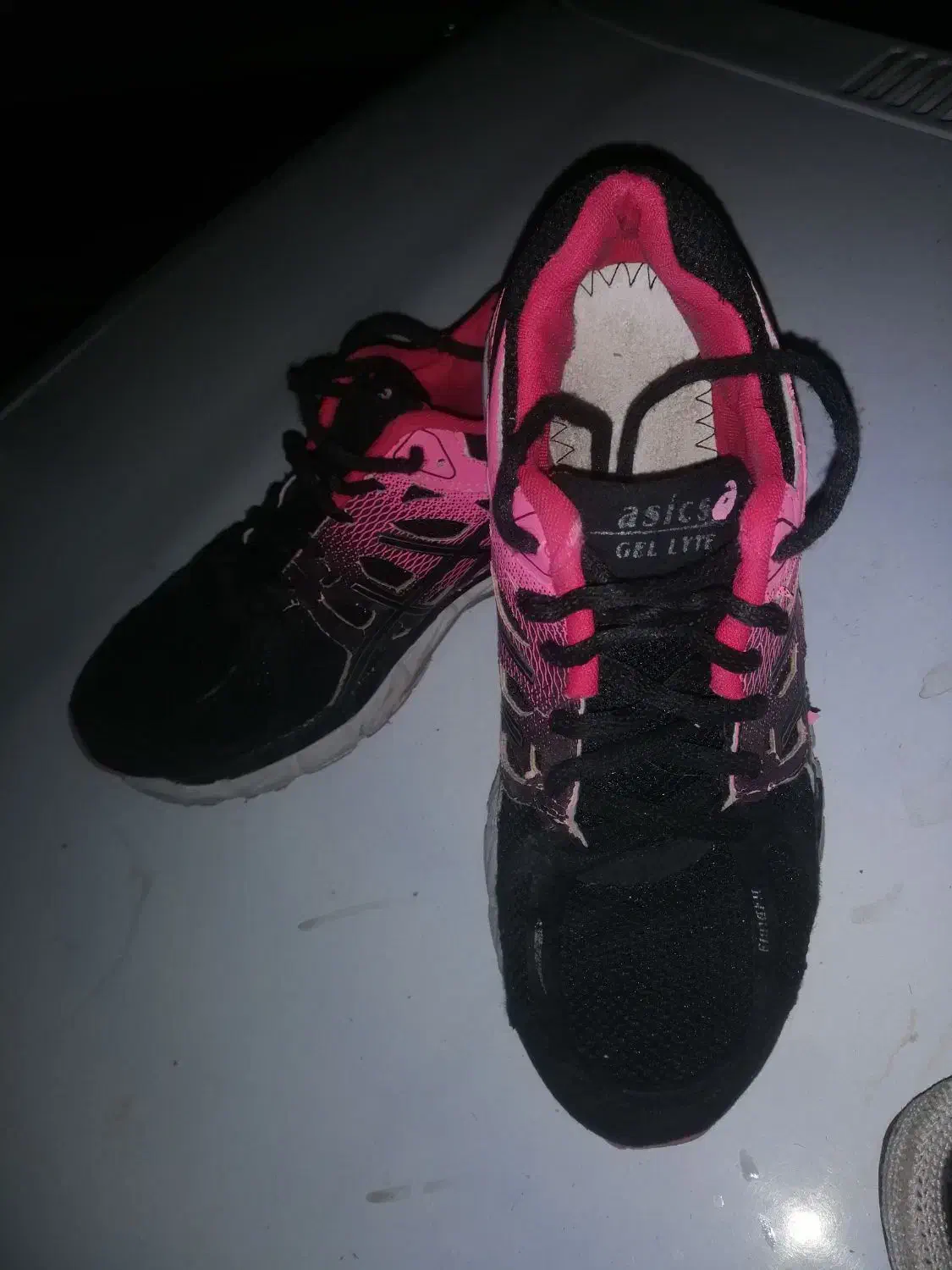 فروش 2 جفت کتونی و دمپایی زندان باف|کیف، کفش، کمربند|بروجرد, |دیوار