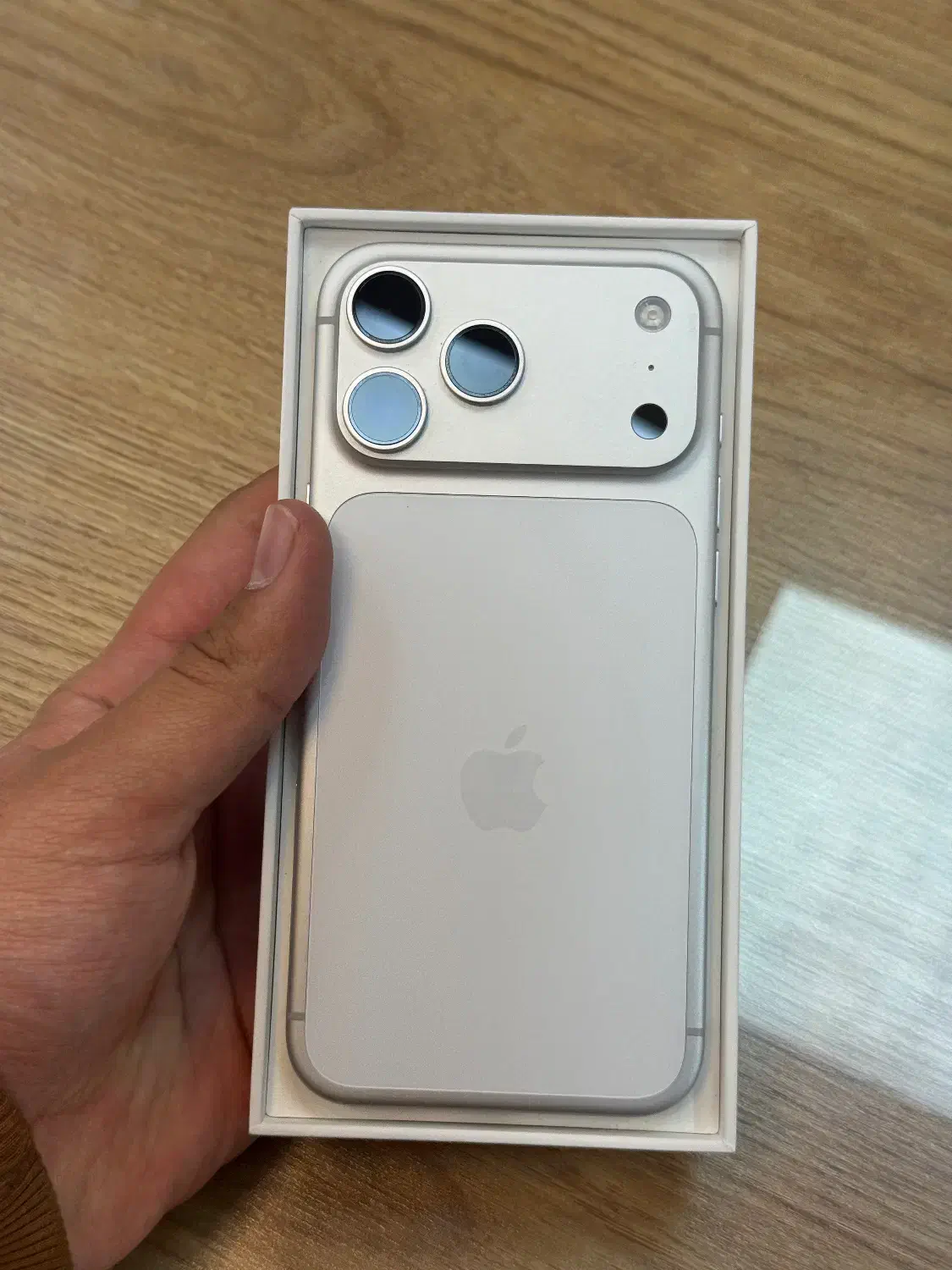 ایفون ۱۷ پرو مکس|موبایل|اصفهان, گلزار|دیوار