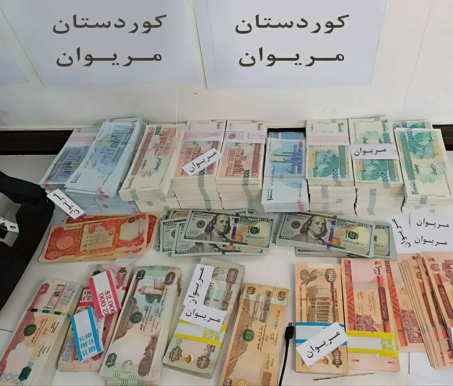 دلار اسکناس کلکسیونی(فول کپی)|کلکسیون سکه، تمبر، اسکناس|تهران, صادقیه|دیوار