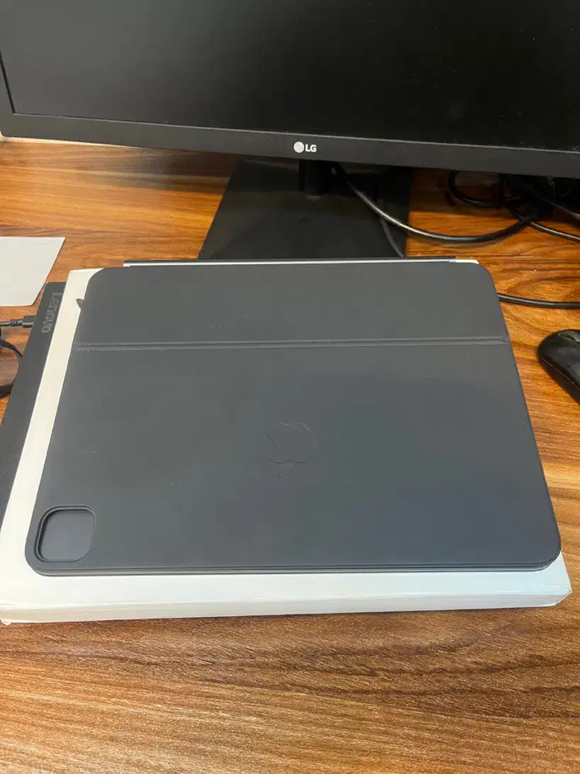 مجیک کیبور m4 13 inch|لوازم جانبی موبایل و تبلت|تهران, صادقیه|دیوار