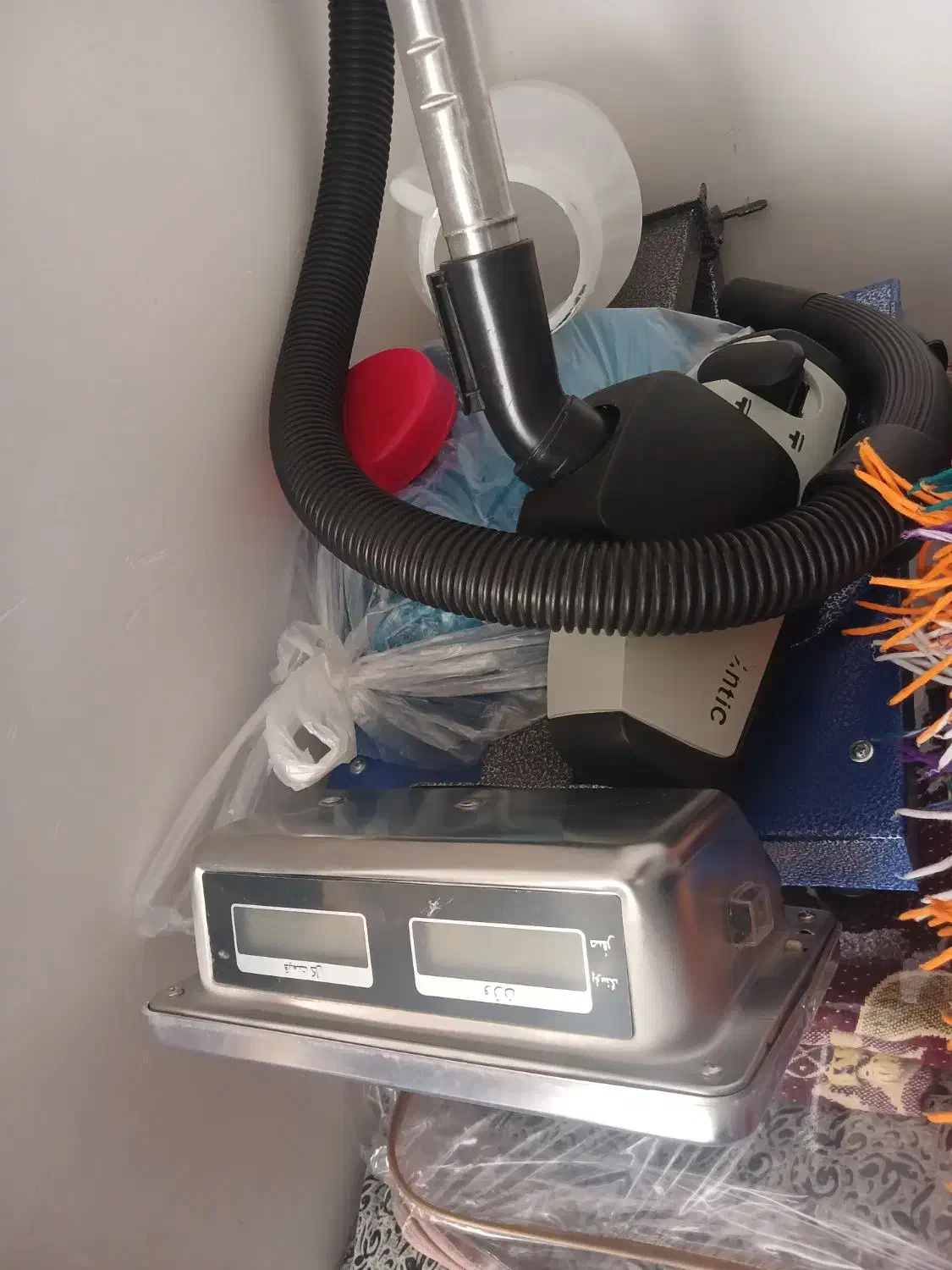 ترازو یک روزه خریدم|فروشگاه و مغازه|بجنورد, |دیوار