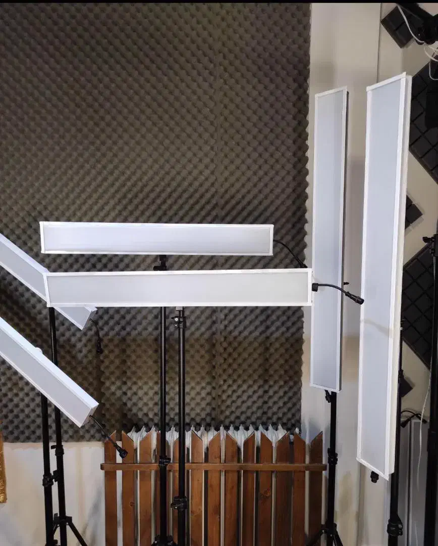 لاینلایت حرفهای مخصوص تولید محتوا(تولید اختصاصی)|دوربین عکاسی و فیلمبرداری|تهران, نیروی هوایی (پیروزی)|دیوار