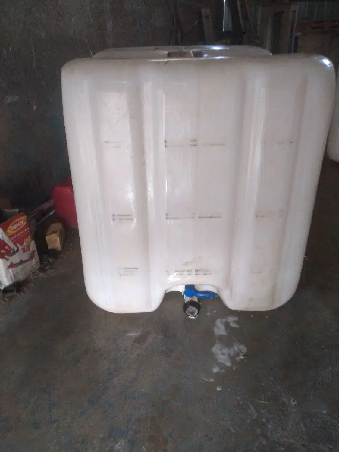 تانکر،مخزن هزار لیتری مناسب اب اشامیدن منبع سالمه|مصالح و تجهیزات ساختمان|قزوین, |دیوار