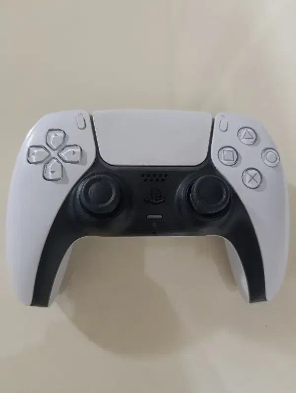 دسته ps5کم کار خونگی به شرط|کنسول، بازی ویدئویی و آنلاین|یزد, |دیوار