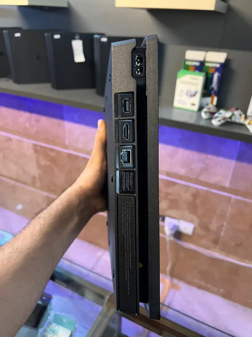 Ps4 اسلیم به همراه ۱۲ تا بازی چکی و نقدی|کنسول، بازی ویدئویی و آنلاین|آمل, |دیوار