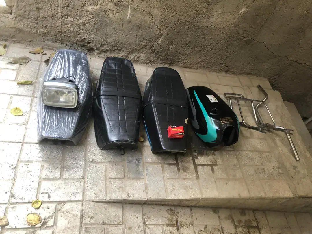 فروش لوازم موتور|قطعات یدکی و لوازم جانبی|همدان, |دیوار