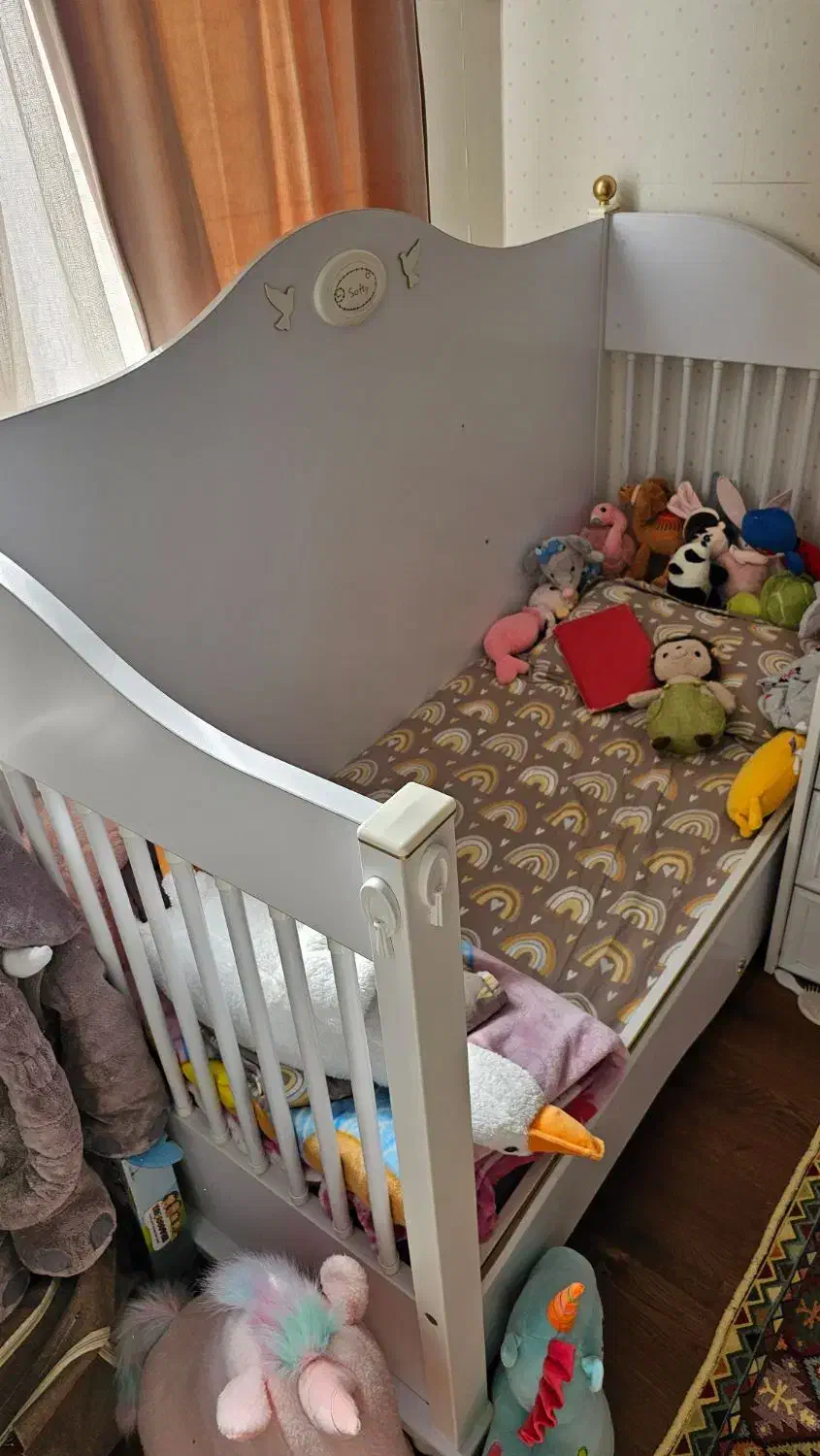 تخت و کمد ۳ کشو به همراه تشک کود|تخت و سرویس خواب|تهران, امیریه|دیوار