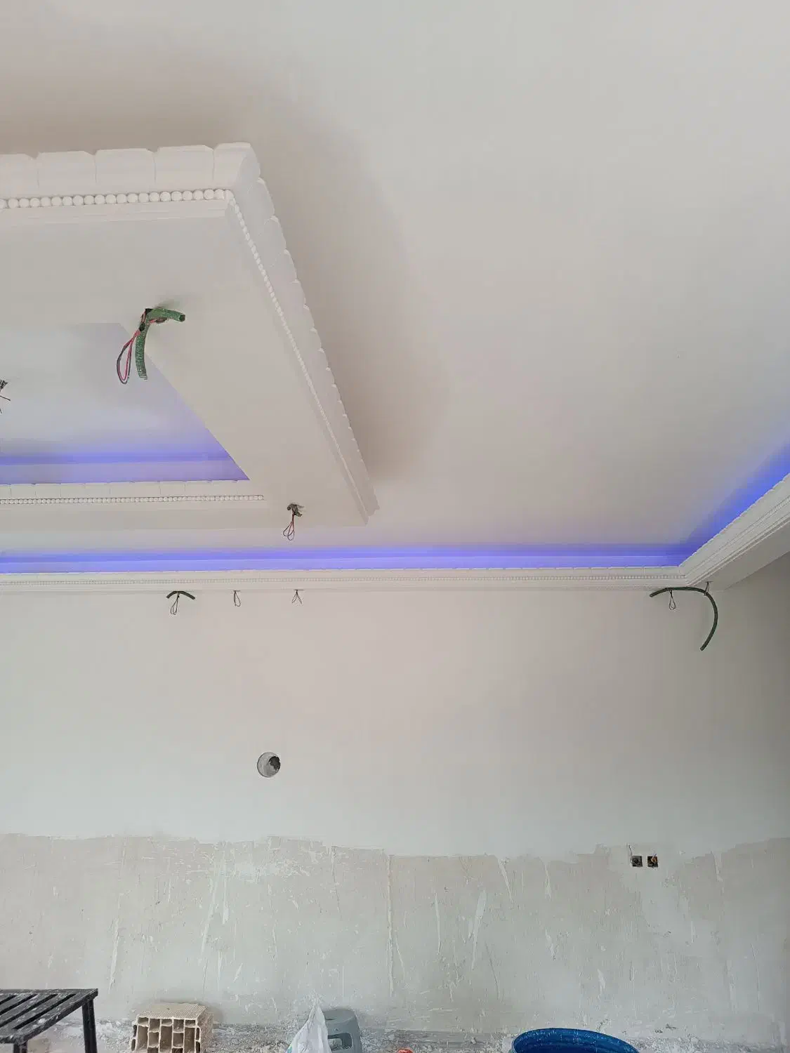 گچکاری و گچ کاری لکه گیری کلی جزی|خدمات پیشه و مهارت|اردبیل, |دیوار