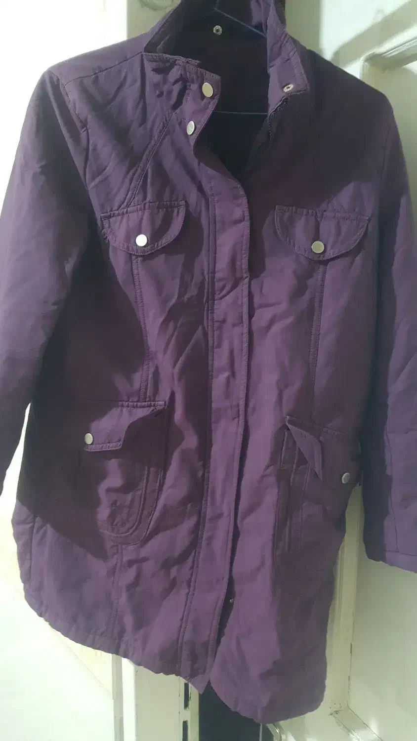 یا پارچه وی کاپشن روی اون جنس خارجی رنگ بنفش|لباس|نهاوند, |دیوار