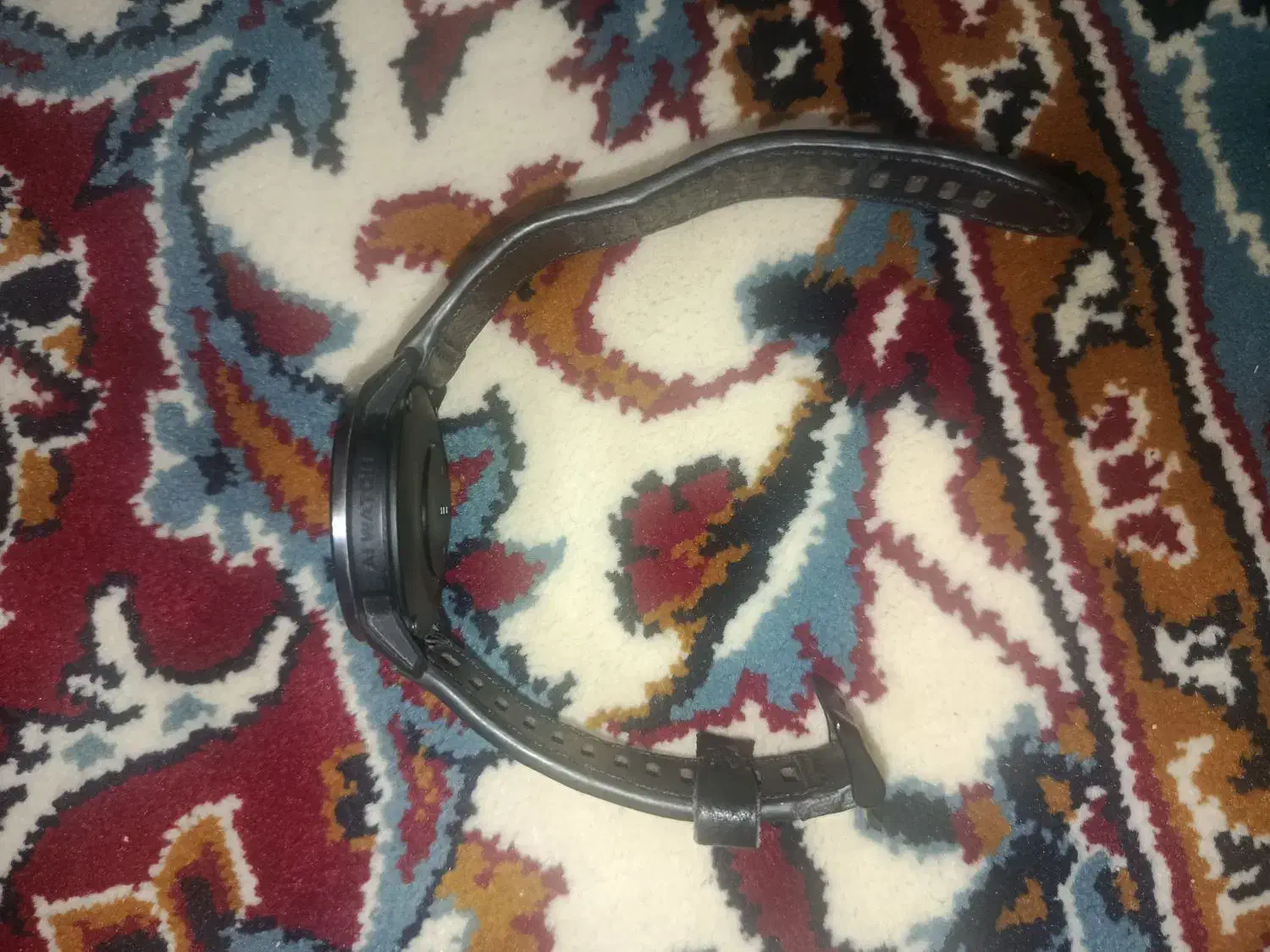 ساعت نو و تمیز|ساعت|تربتحیدریه, اندیشه|دیوار