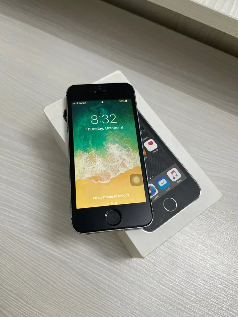 Iphone 5sسالم‌|موبایل|تهران, امام زاده حسن|دیوار