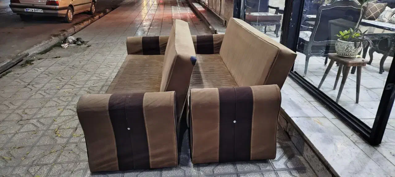 مبل ۱۰ نفره تختخواب‌شو|مبلمان خانگی و میز عسلی|قوچان, |دیوار