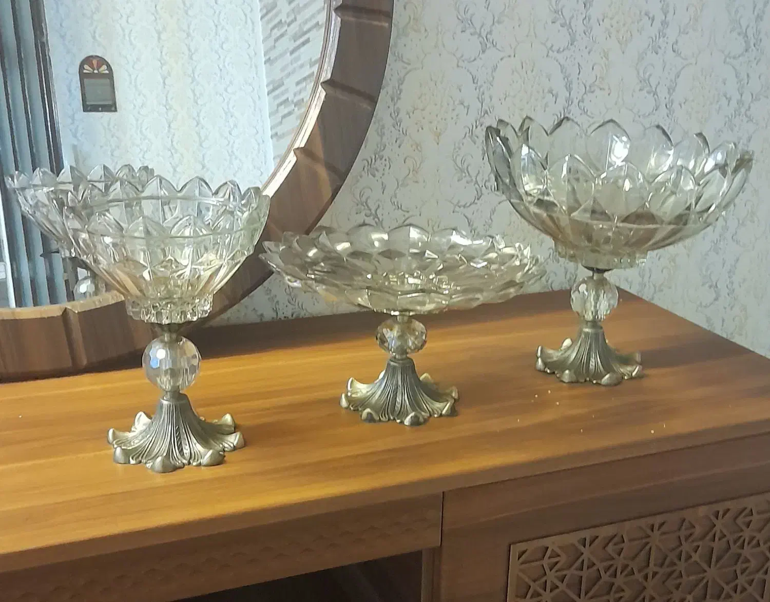 سرویس پذیرایی.کامل|ظروف سرو و پذیرایی|آباده, |دیوار