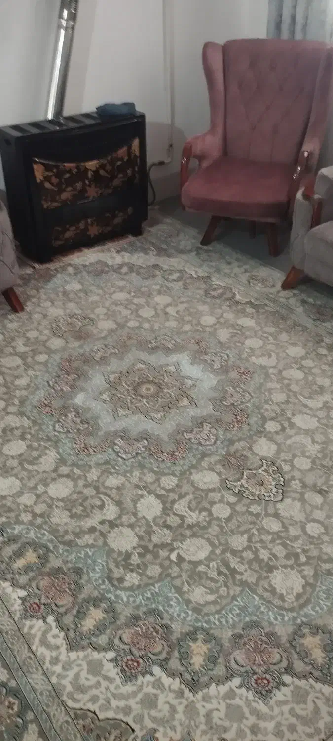 فرش ۹ متری ۱۲۰۰ شانه|فرش|همدان, |دیوار