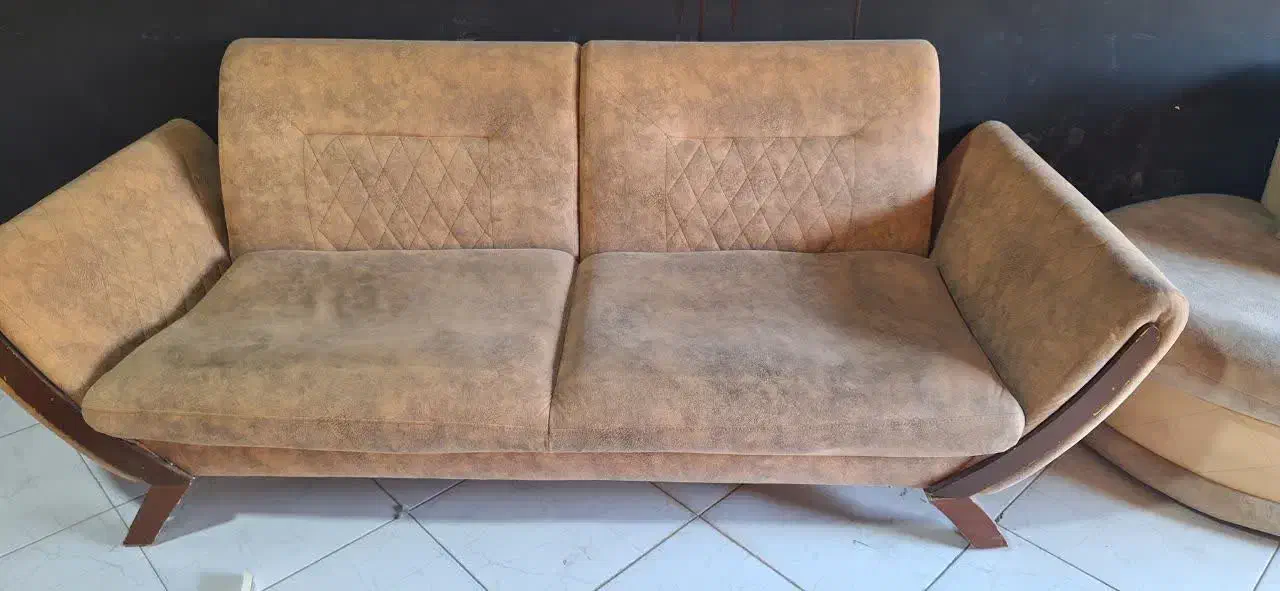 مبلمان در حد نو و یک دست مناسب باغ|مبلمان خانگی و میز عسلی|نیشابور, دارایی|دیوار