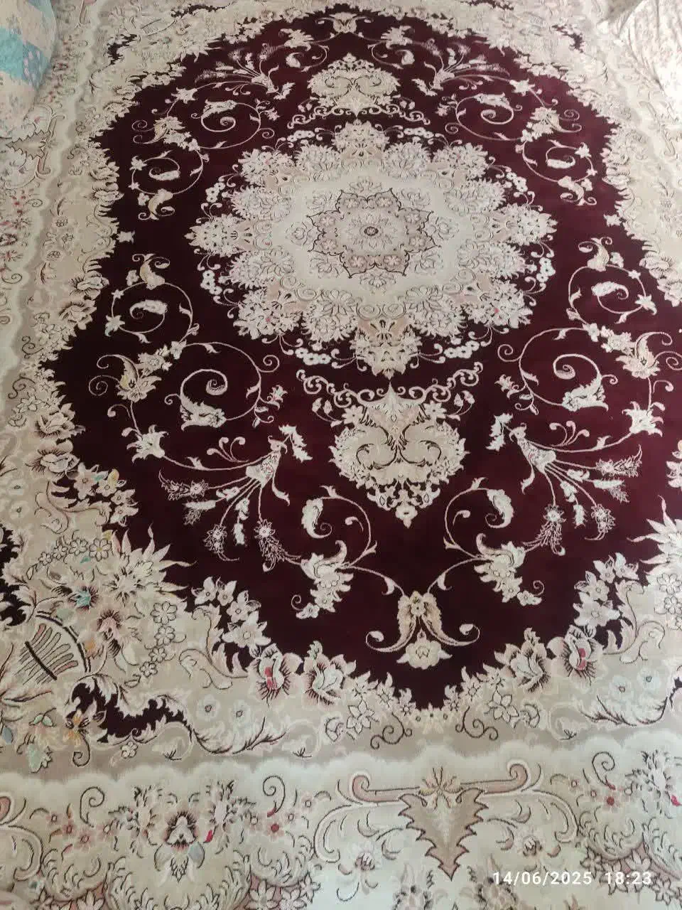 دو تخته فرش ۱۲ متری|فرش|قم, نوبهار|دیوار