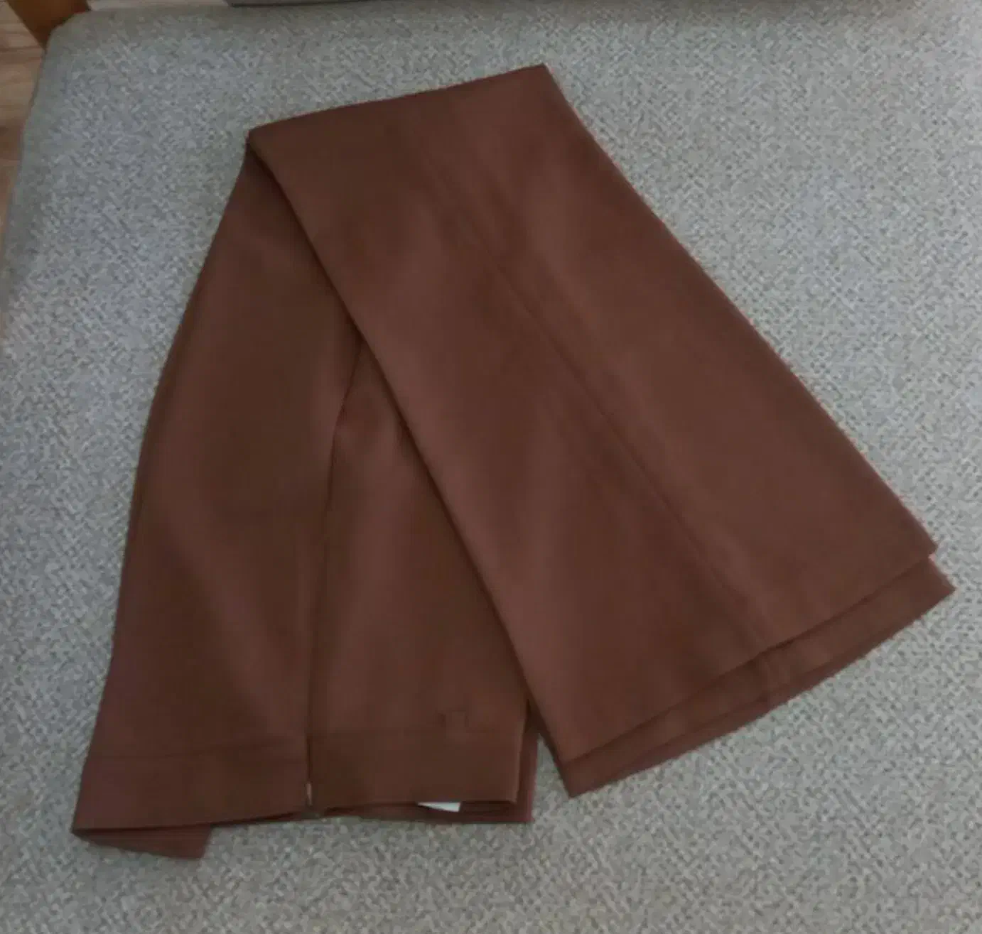 شلوارو تعدادی شال پاییزه|لباس|قزوین, |دیوار